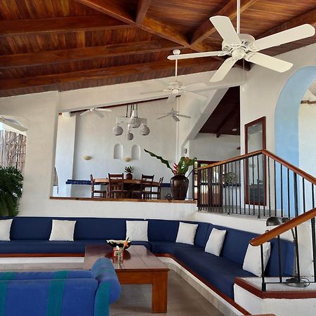 Villa De La Roca Zihuatanejo Exteriör bild