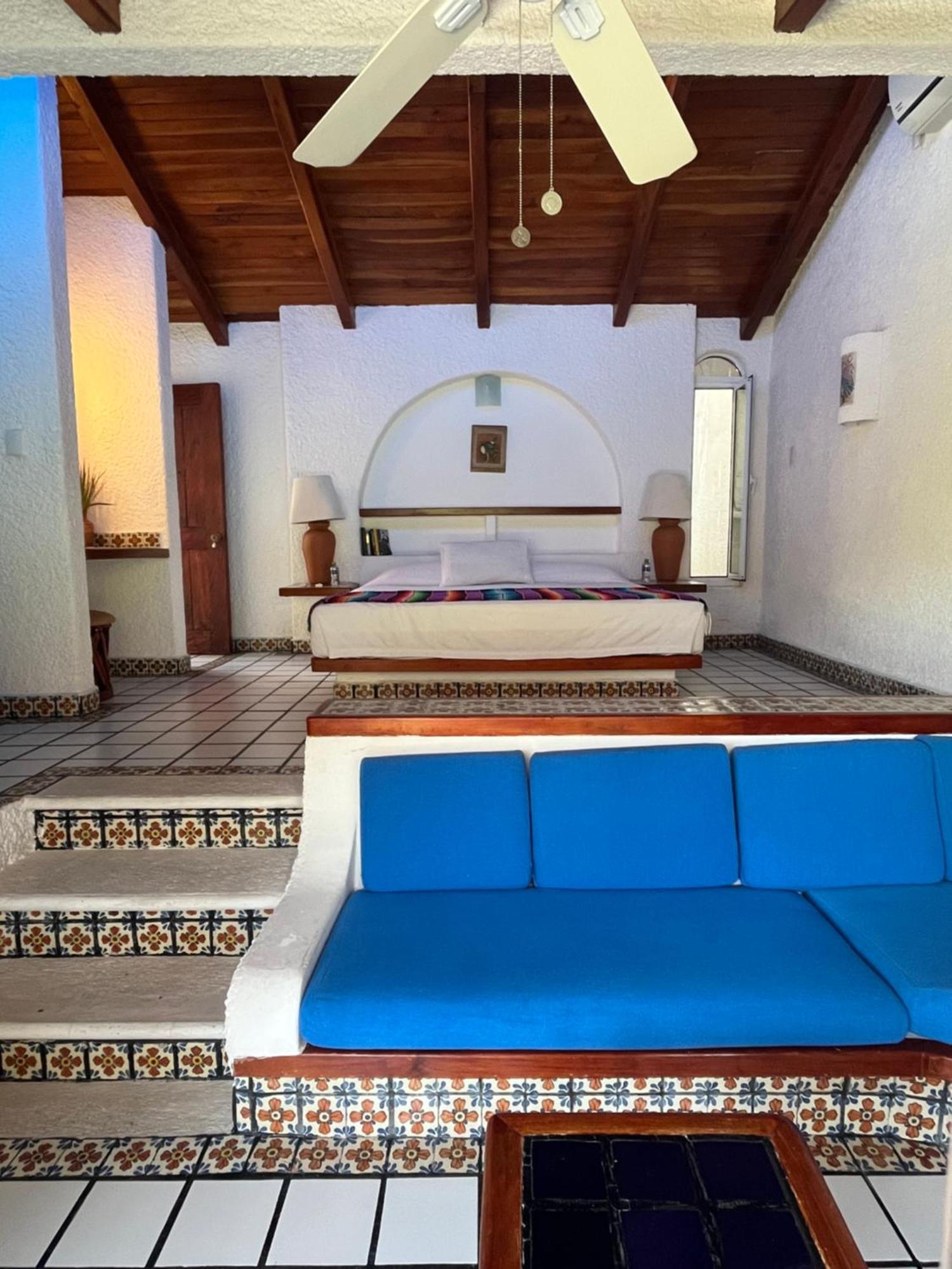 Villa De La Roca Zihuatanejo Exteriör bild