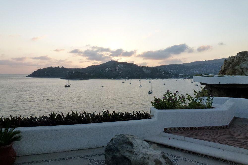 Villa De La Roca Zihuatanejo Exteriör bild